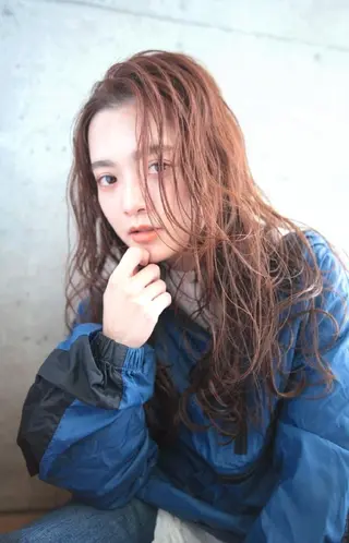 ロング パーマ カラー 小田川 竜也のヘアスタイル