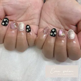 ネイル Ema salon satomiのネイルデザイン