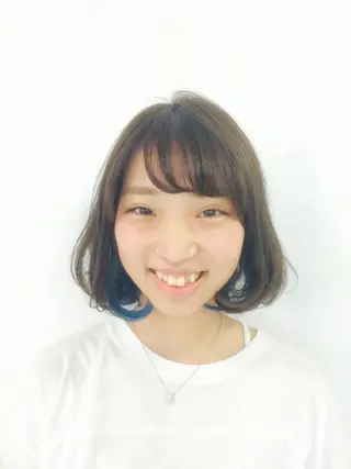 ミディアム カラー ハイトーン特化🤍 浦住のヘアスタイル