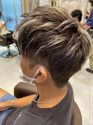 ショート カラー パーマ ヘアアレンジ メンズ アイブロウ 💈メンズ特化 美容師サキ💈のヘアスタイル