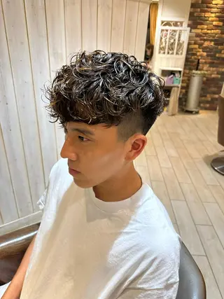 パーマ メンズ メンズパーマ特化🔥 ツイスパ/シャドウのヘアスタイル