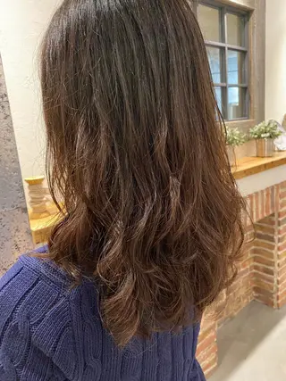 セミロング パーマ グレージュ/透明感/ 韓国ヘア/RISAのヘアスタイル