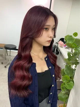 ロング カラー sio.nail&eyebrow salon shimokitazawa2号店所属・nailist mana𖤐´-のネイルデザイン