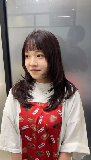 セミロング ハイライト／髪質改善 裕樹のヘアスタイル