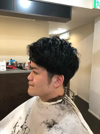 ミディアム パーマ KEEN creative hare所属・刈り上げの あおきさんのヘアスタイル