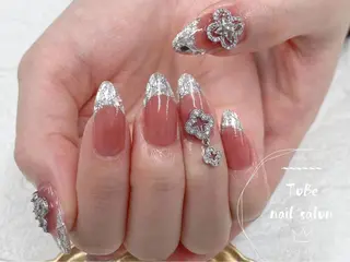 ネイル Nail Salon To Beのネイルデザイン
