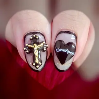 ネイル NOIROUGE所属・NOI ROUGEのネイルデザイン