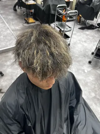 カラー パーマ メンズ 笹江 瑞穂のヘアスタイル