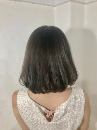 ミディアム カラー 丸山 史香のヘアスタイル