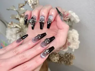 ネイル グロー ネイルのネイルデザイン