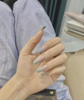 ネイル 🦋ネイルサロン ブラン🌈ゆりのネイルデザイン