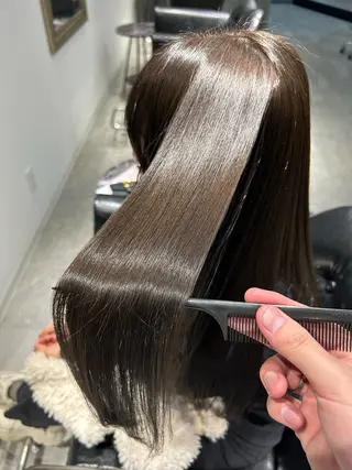 ロング 髪質改善特化🫧 梶川　歩哉のヘアスタイル