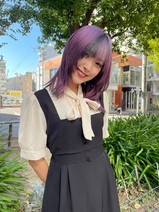 セミロング インク 美容院のヘアスタイル