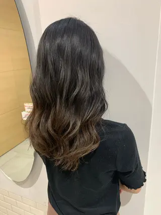 ロング 米津 優花のヘアスタイル