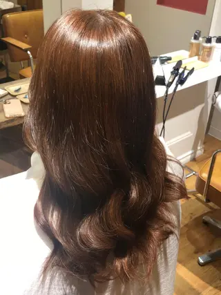 ロング カラー 関 彩花のヘアスタイル