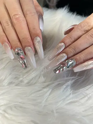 ネイル joieange 難波店 藤谷ルディアのネイルデザイン