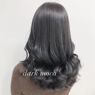カラー トレンドカラー MAHOのヘアスタイル
