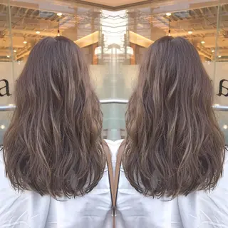 セミロング カラー 青木 茂樹⭐️ 透明感カラーのヘアスタイル