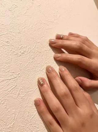 ミディアム each所属・𝐞𝐚𝐜𝐡 nanami🩰のネイルデザイン