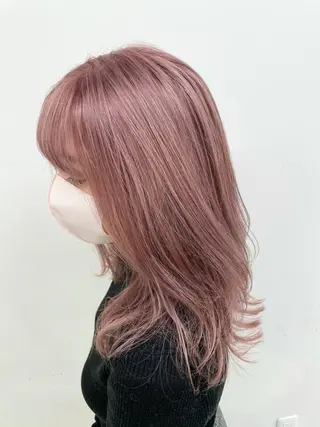 セミロング カラー 🩵ハイトーン 美咲🩵のヘアスタイル