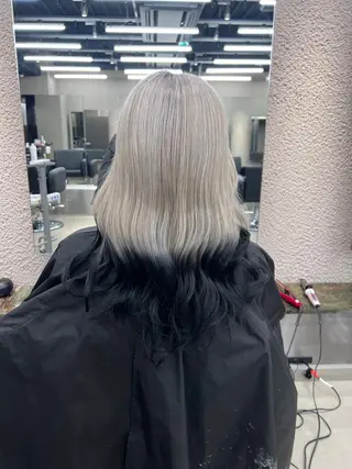 ロング カラー 紬/enne/ブリー チ/ハイトーンのヘアスタイル