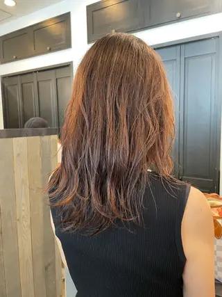 セミロング カラー ゴトウ  アヤ bisou hairのヘアスタイル