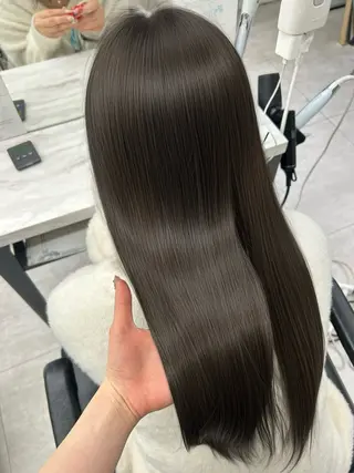 ロング カラー 韓国ヘア🇰🇷／ 艶カラー鈴木萌愛🩶のヘアスタイル