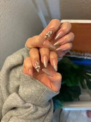 ネイル enua所属・sa kiのネイルデザイン