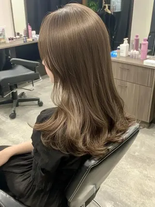 セミロング カラー 韓国ヘア/ブリーチ無 しWカラー/オリーブのヘアスタイル