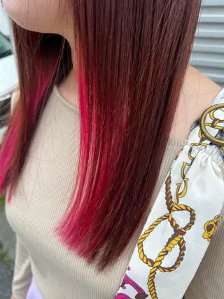 ロング カラー ☘️折戸結菜☘️ ハイトーンカラーのヘアスタイル