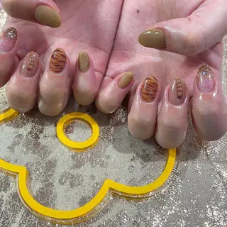 ミディアム カラー パーマ ヘアアレンジ メンズ キッズ ネイル マツエク・マツパ アイブロウ Salon Kのネイルデザイン