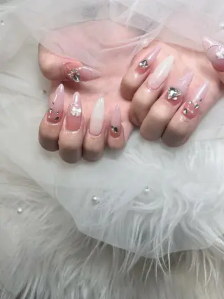 ネイル 🌈 Laule'aのネイルデザイン