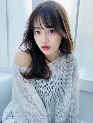 ミディアム 🌻 ayaka🌻のヘアスタイル