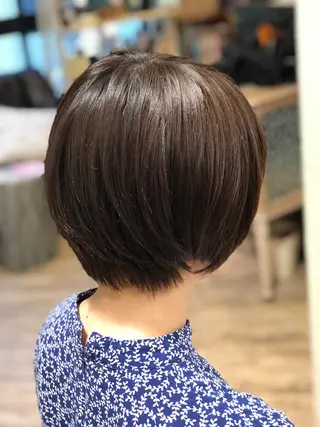 ショート カラー ベージュカラー❤︎ 伊藤なつみのヘアスタイル
