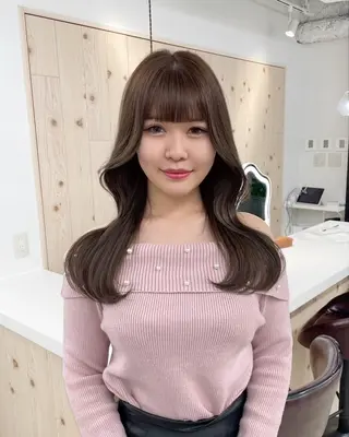 ロング カラー 新宿/韓国ヘア/ 髪質改善ストレートのヘアスタイル