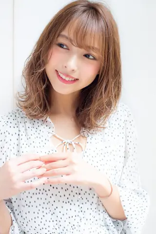 ミディアム カラー ケアカラー/縮毛矯正 /レイヤー/板垣光采のヘアスタイル