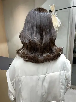 ミディアム カラー ivy所属・🦋うる艶透明感ヘア 今井達也のヘアスタイル