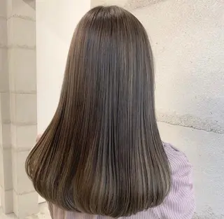 ミディアム カラー 透明感/オリーブ/ グレージュ/YUKAのヘアスタイル