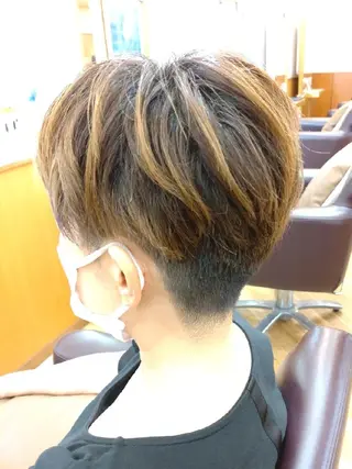 ショート 仮屋 敬介のヘアスタイル