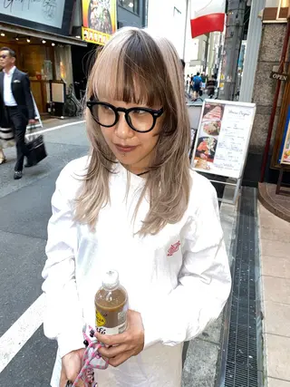 セミロング カラー givet所属・心斎橋/デザインカラ ー/海外風/ナツミのヘアスタイル