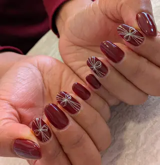 ネイル ジェヌインネイル 河内のネイルデザイン