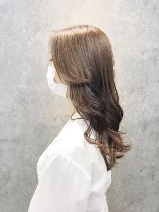 セミロング 所渉/韓国レイヤー /ウルフカットのヘアスタイル