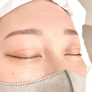 アイブロウ Paulele. 副店長Mizukiのマツエク・マツパデザイン