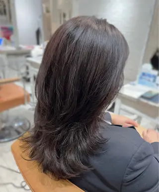 セミロング ハイレイヤー/顔周り /レイヤーカットのヘアスタイル