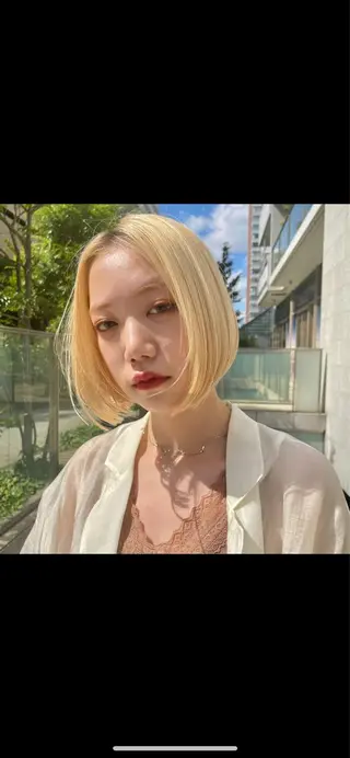 ミディアム ブリーチカラー特化 碇　英朗のヘアスタイル