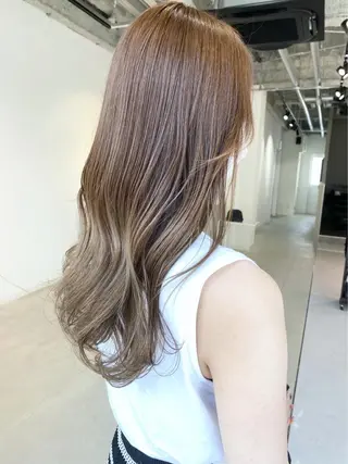 カラー VISION /　amiのヘアスタイル