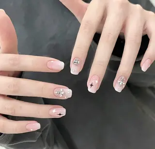 ネイル Queens momoのネイルデザイン