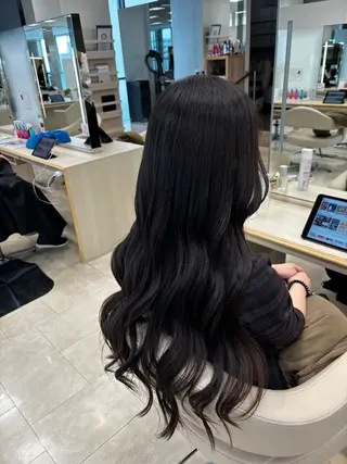 ロング 推し活/韓国/ブリー チカラーminamiのヘアスタイル