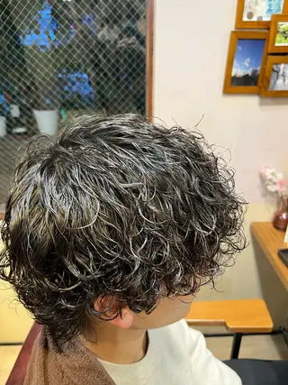 パーマ 代々木上原🌳 めぐろまやのヘアスタイル