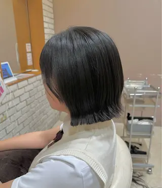 ミディアム 梅本 夢香のヘアスタイル